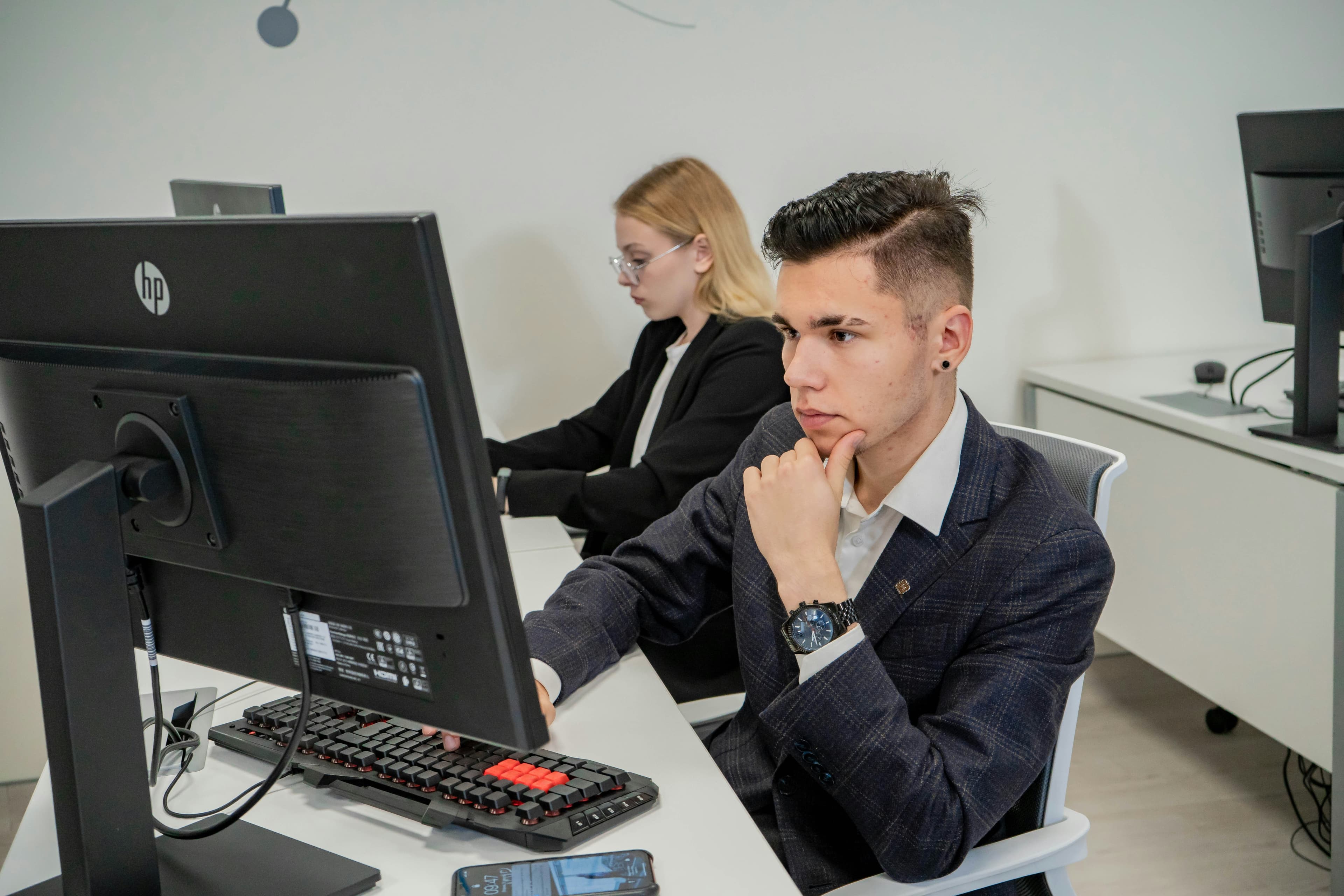 People in office Image