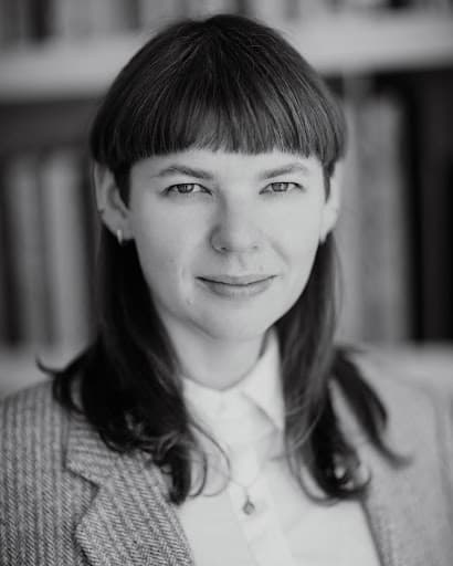Natasha Hille portrait